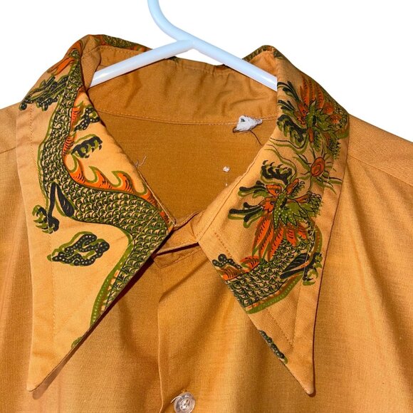 Vintage 1970s Mens Shirt Size Large Orange Dragon Button Down Long Sleeve - Picture 3 of 12